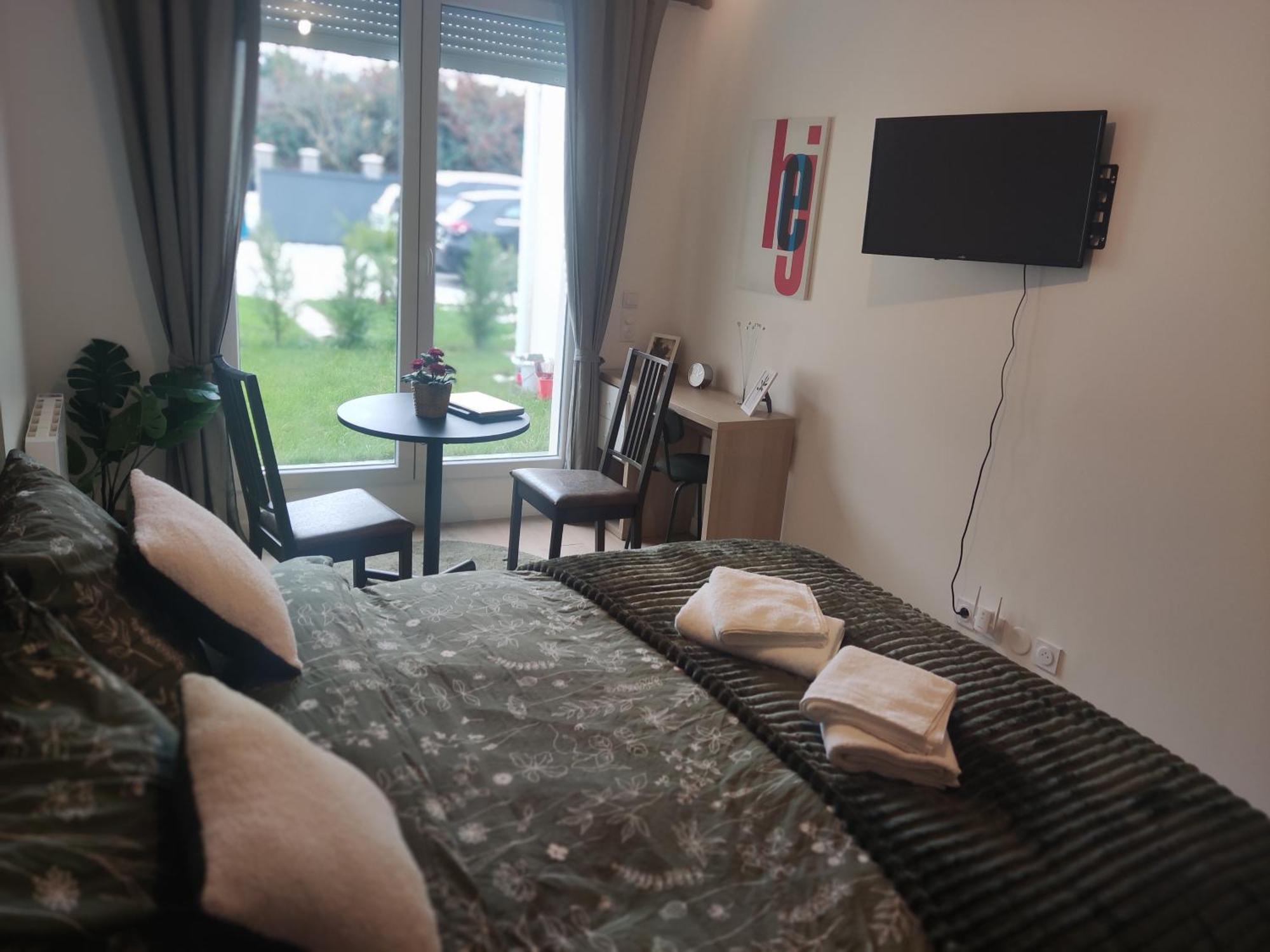 Mir - Chambre 1 Lejlighed Athis-Mons Eksteriør billede